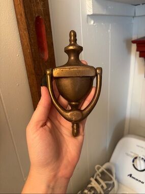 Classic Brass Door Knocker - Antique Style